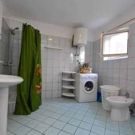 In - Istrien 10862 Lägenhet Pula